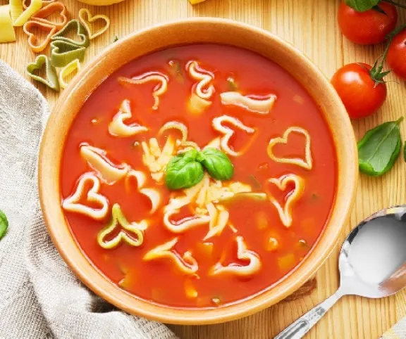 Paradicsomleves tésztával recept