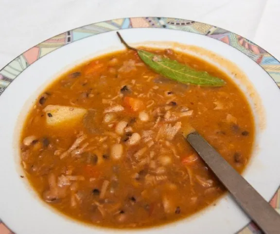 Pacalleves trieszti módra (Trippe alla triestiana) recept
