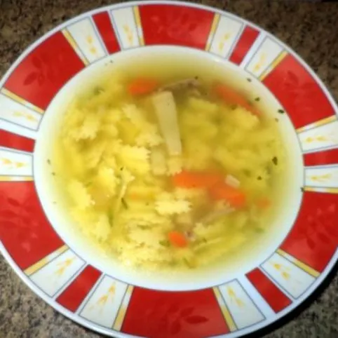 Zöldséges csirkeleves tésztával recept