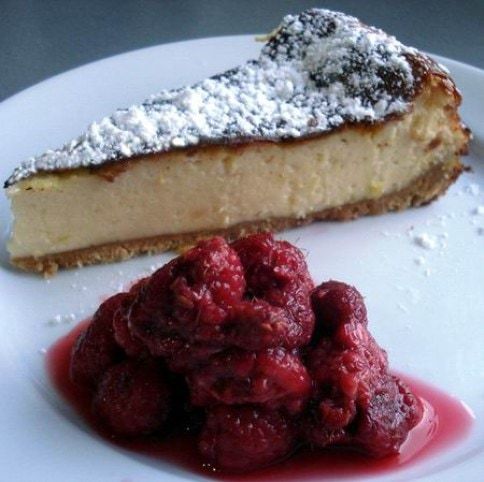 Citromos sajttorta málnával recept