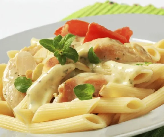 Tejszínes csirkés rakott penne recept