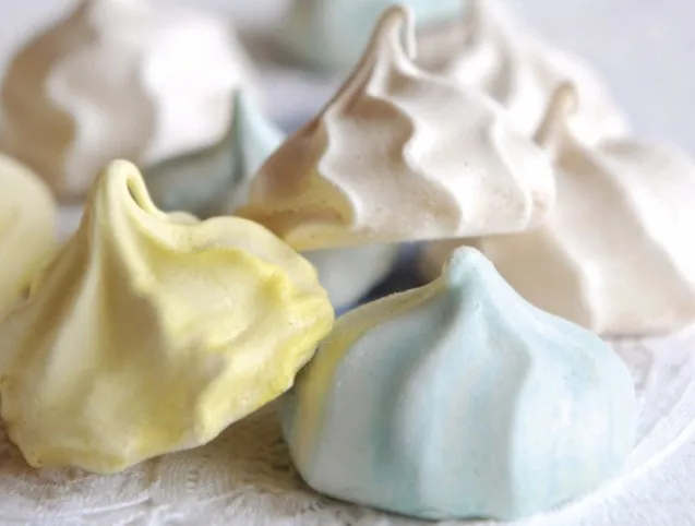 Színes habcsókok (meringue) recept