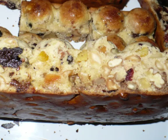 Aszalt szilvás buborékkenyér recept