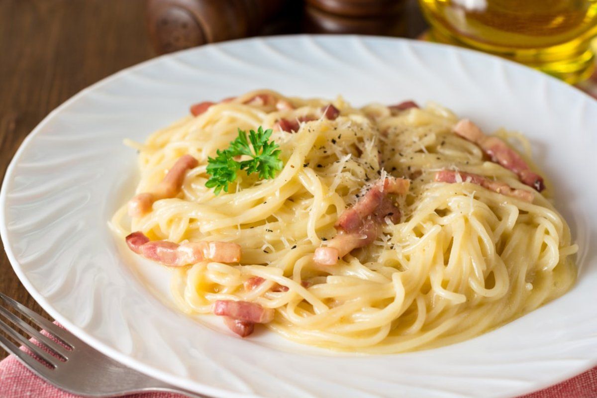 Egyedényes carbonara spagetti>>>