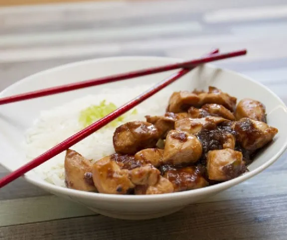 Gyömbéres csirkemell jázmin rizzsel  recept