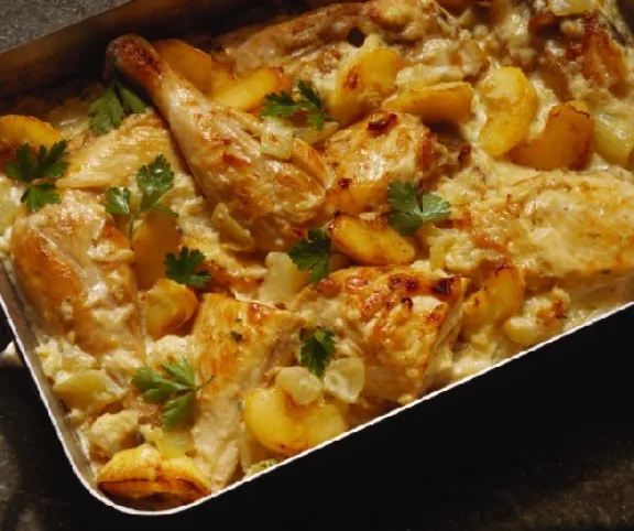 Tejszínes-mustáros csirke almával  recept