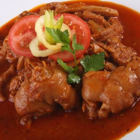 Pacalpörkölt körömmel recept