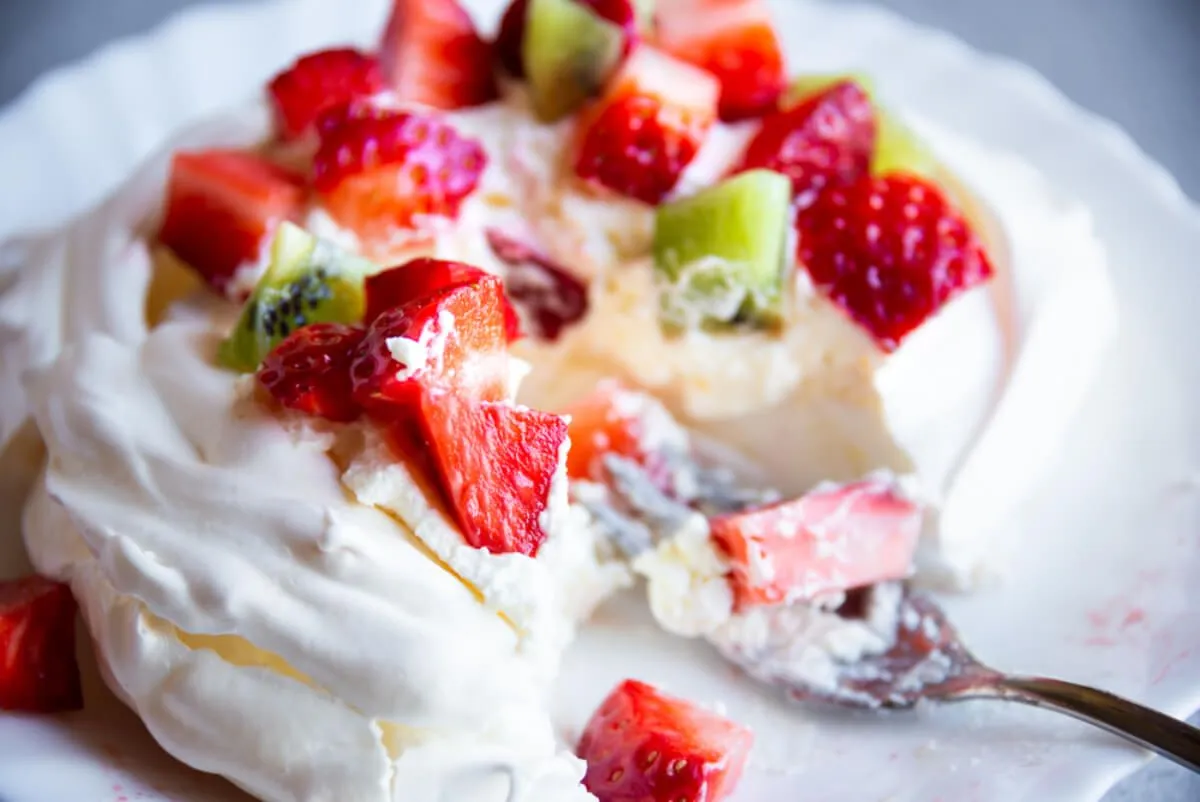 A Pavlova a legkülönlegesebb sütemények egyike (Shutterstock)