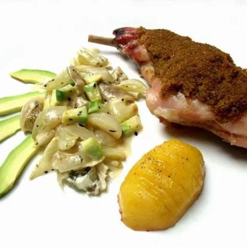 Nyúlcomb pestós kalapban avokádós mogyoróhagymával recept