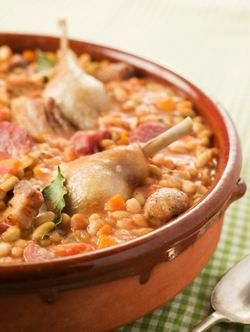 Cassoulet, a franciák tartalmas egytálétele