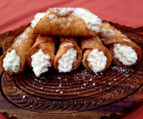 Parmezános-mascarponéval töltött sós cannoli  recept