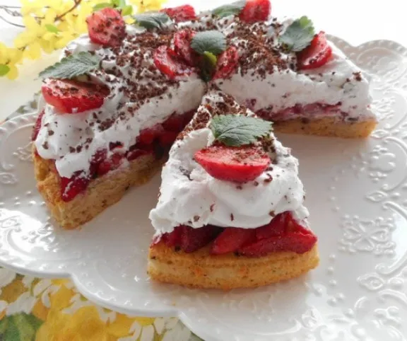 Epres-tejszínhabos piskóta recept