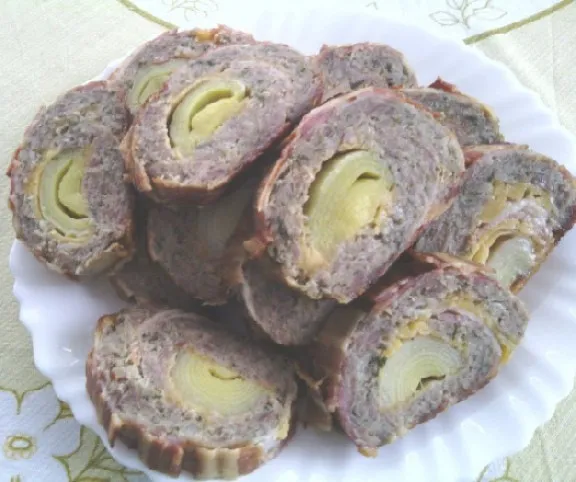 Póréhagymával töltött fasirt őzgerincben recept