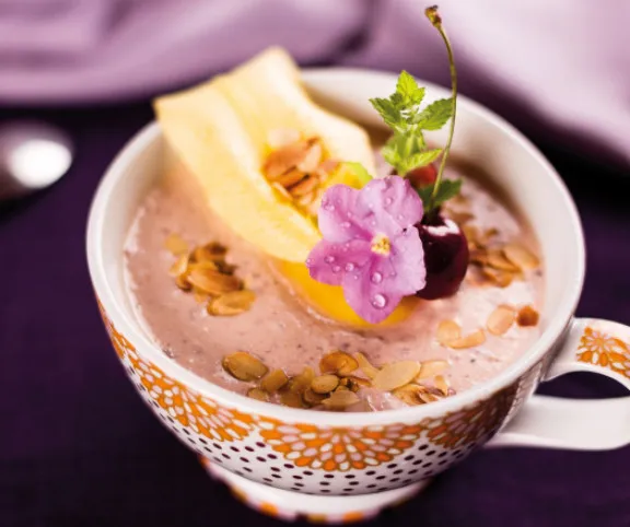 Gyors gyümölcsleves főzés nélkül recept