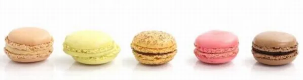 A macaron számtalan ízben és színben, tengernyi töltelékkel készül, manapság nagyon divatos