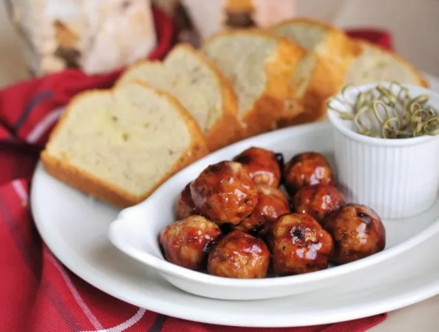 Áfonyás húsgolyók gyömbérkenyérrel recept