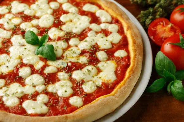 A pizzára is kerüljön mozzarella!