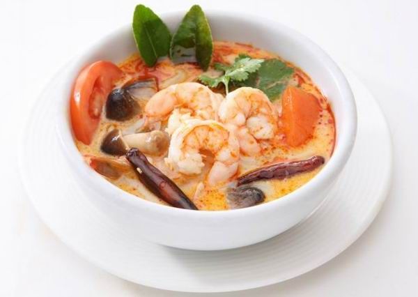 Tom Yum, kókusztejes-fűszeres leves, a belevalók mindig változnak