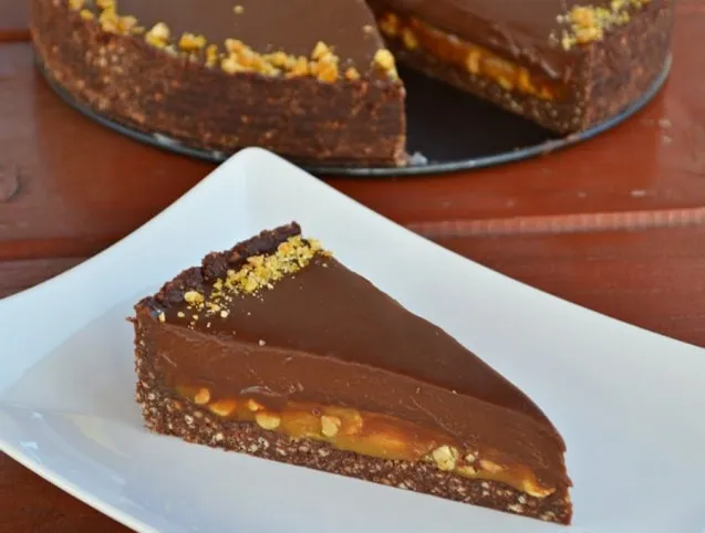 Nagyon csokis karamellás keksztorta recept