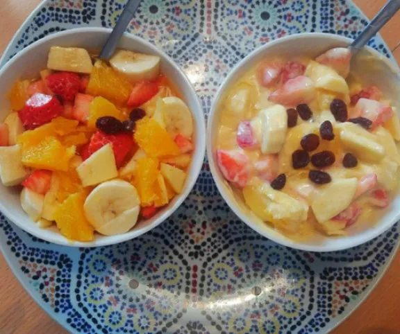 Gyümölcssaláta vaníliás joghurttal recept