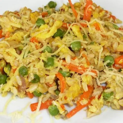 Zöldséges-tojásos sült rizs recept