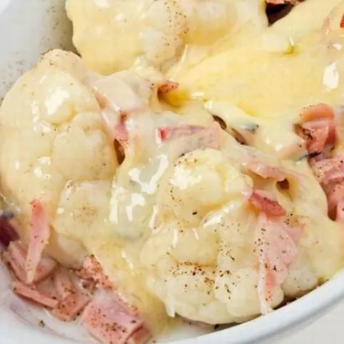 Csőben sült karfiol sonkával recept