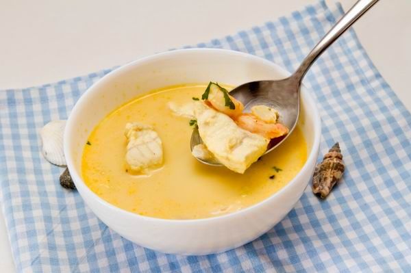 Bouillabaisse, a gazdag halleves