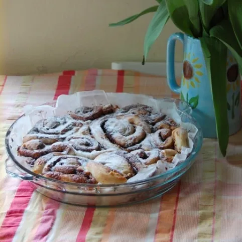 Kakaós csiga pudingos-kakaós töltelékkel recept