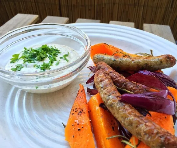 Fűszeres kolbászkák sütőtökkel sülve - gluténmentes recept