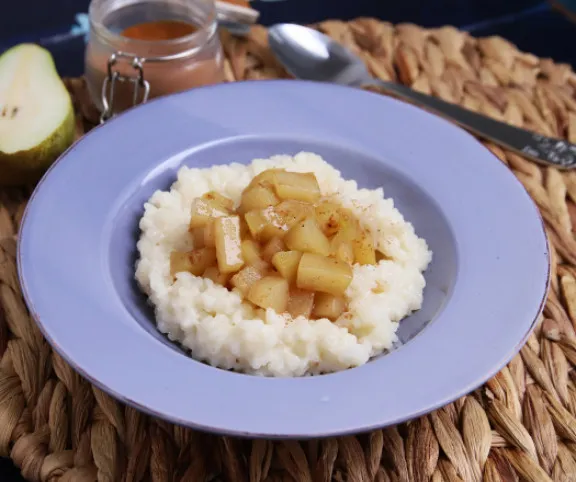 Tejberizs fűszeres körteraguval recept