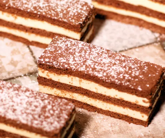 Mézes tejfölös szelet recept