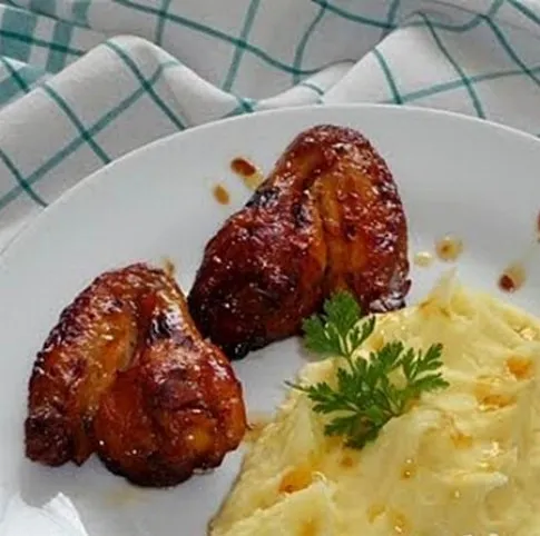 Pikáns csirkeszárnyak II. recept