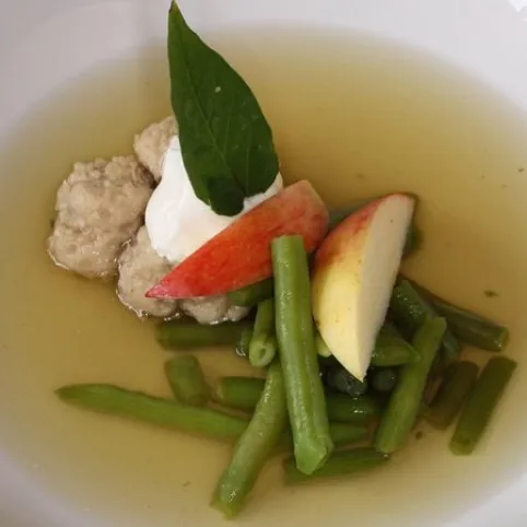 Húsgombócos zöldbableves recept