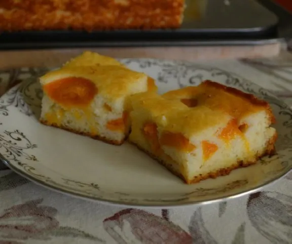 Gluténmentes joghurtos-barackos piskóta recept