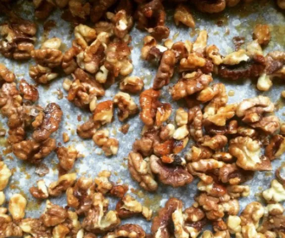 Pirított cukros-mézes sült dió recept