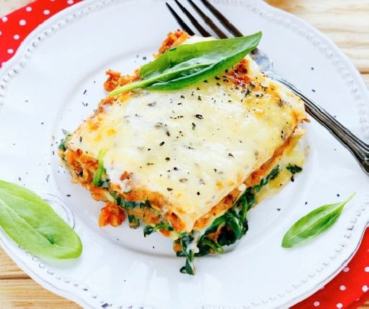 A lasagne a besamelmártástól válik krémessé, tésztája puhává