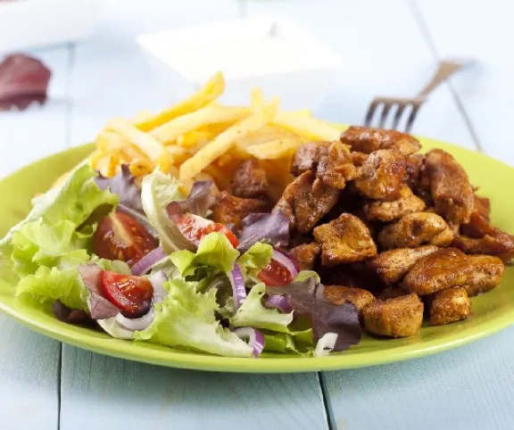 Gyros friss salátával recept