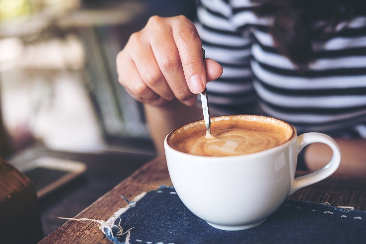 Nem érdemes újramelegíteni a már lefőtt és kihűlt kávét /Fotó: Shutterstock