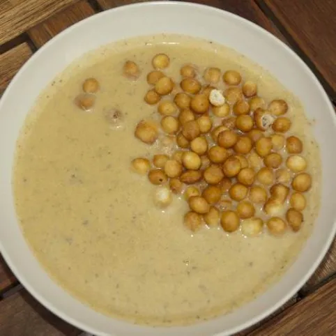 Fehérboros-zöldfűszeres zöldségkrémleves recept