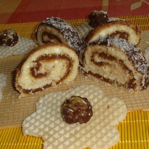 Krémes ostyalap tekercs recept