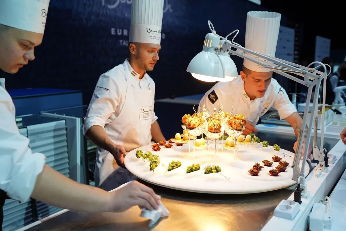 A húsos téma prezentációra készen (Fotó: Bocuse d'Or)