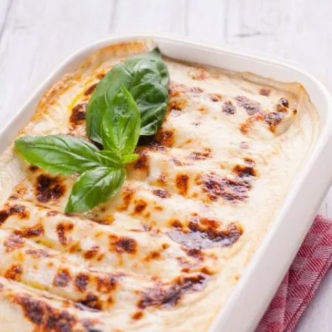 Kéksajtos-brokkolis cannelloni    recept