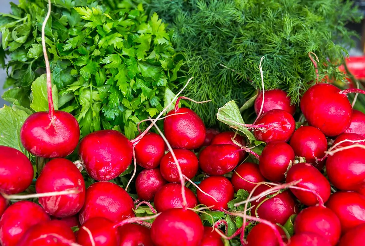 A friss zöldségek jól mutatnak az ünnepi asztalon  /Fotó: Shutterstock