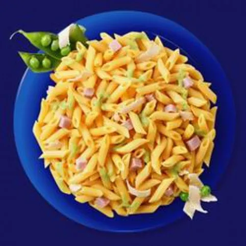 Mini Penne Rigate borsókrémmel, sonkával és parmezánnal recept