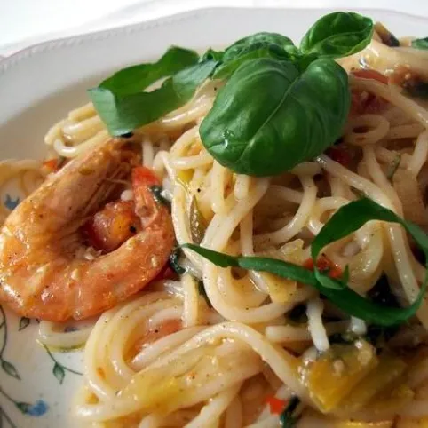 Spaghetti con frutti di mare recept