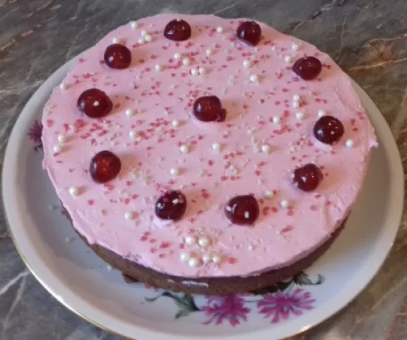 Csokitorta erdei gyümölcsös habbal recept