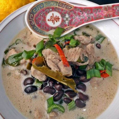 Kókusztejes csirkeleves thai módra recept