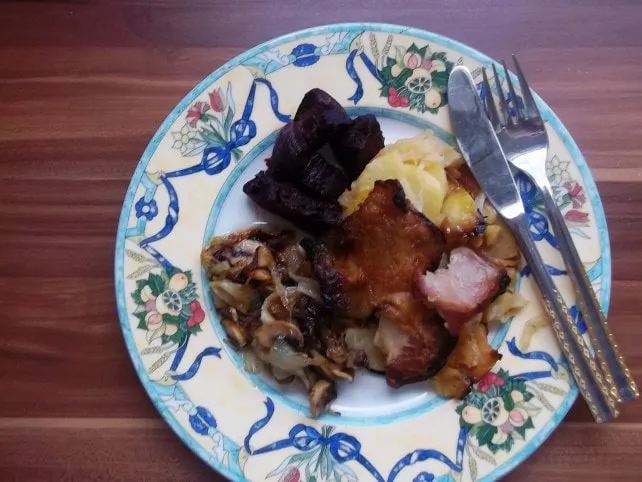 Sült sertéscsülök magyarosan recept