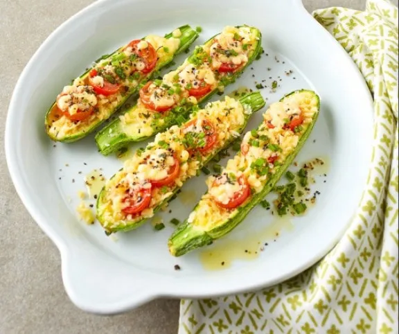 Gouda sajtos töltött cukkini recept