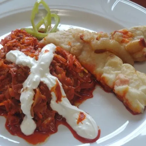 Harcsapörkölt káposztásan recept